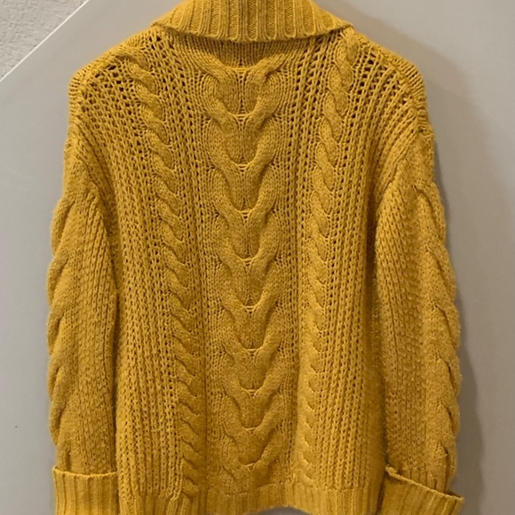 Mellow Yellow - Picture 4 of 4